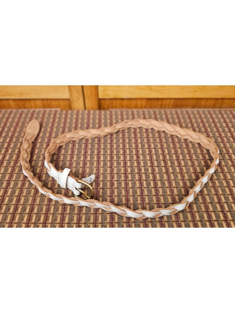 Fossil Womens White & Beige Genuine Leather Skinny Braided Belt Size M
